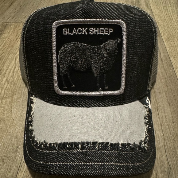 Goorin Bros Trucker Farm Silky Sheep - Picture 8 of 10